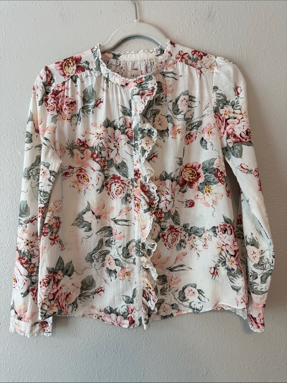 Women's Cream Floral Ruffle-Front Blouse